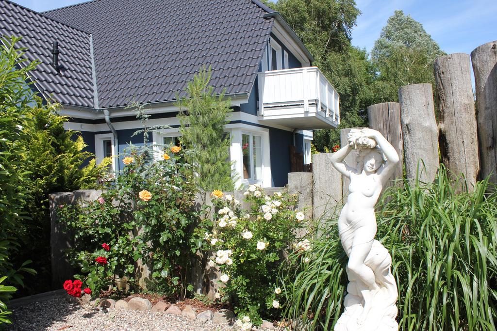 Aparthotel Haus Amo Solem Dierhagen Pokoj fotografie